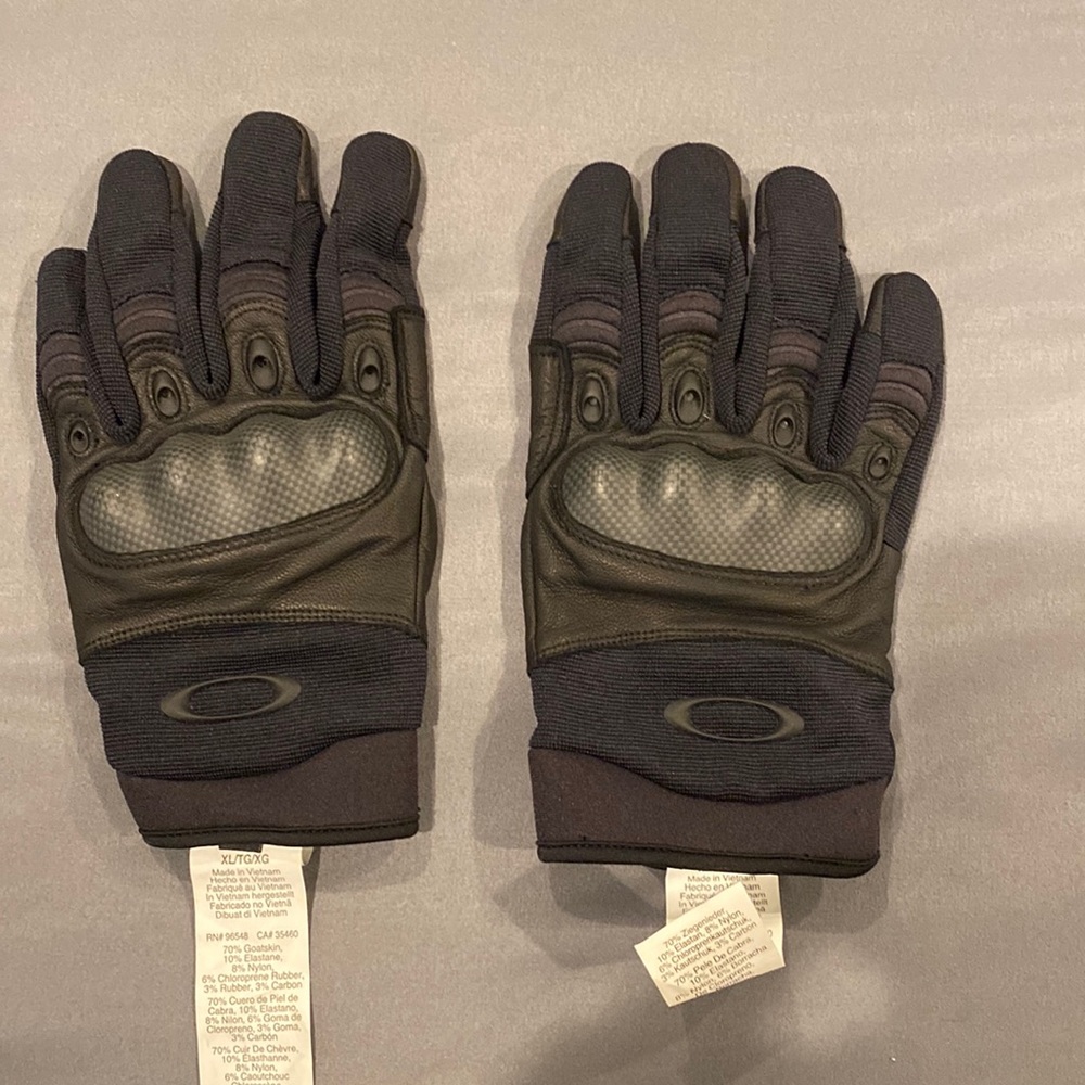 Oakley Hard knuckle tactical gloves, Size Xl